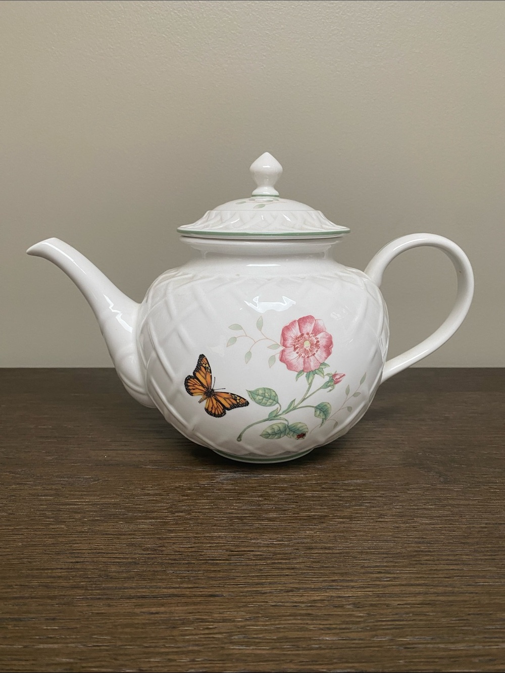 Lenox butterfly meadow large white teapot with flowers and butterfly